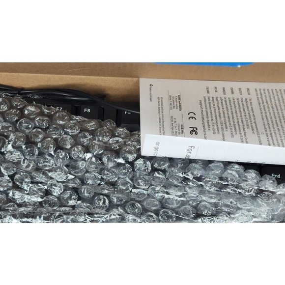 Manhattan Plug & Play LED Wired Black Basic Windows Compatible Computer Keyboard - Picture 12 of 12